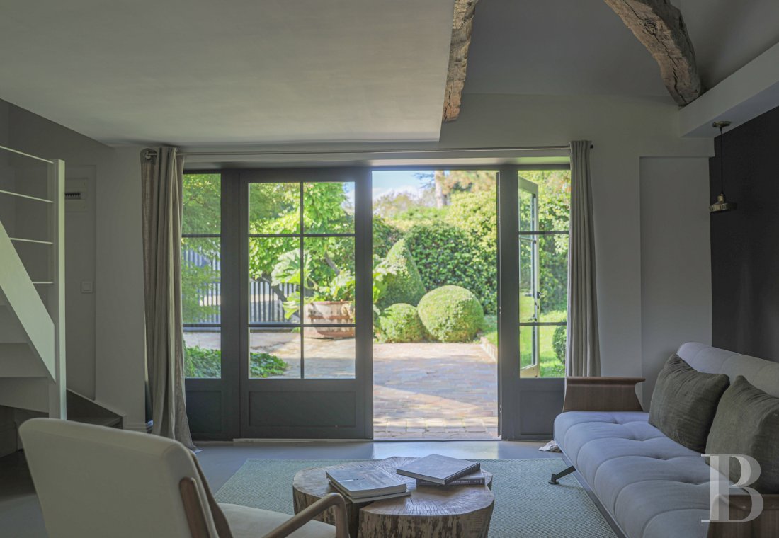A former tithe barn in Giverny, the birthplace of Impressionism, that hosted painters and artists  - photo  n°23